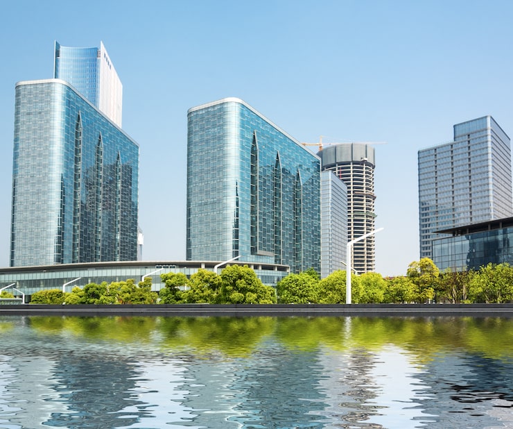 modern-buildings-riverbank_1127-3095